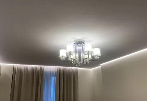 Парящий натяжной потолок